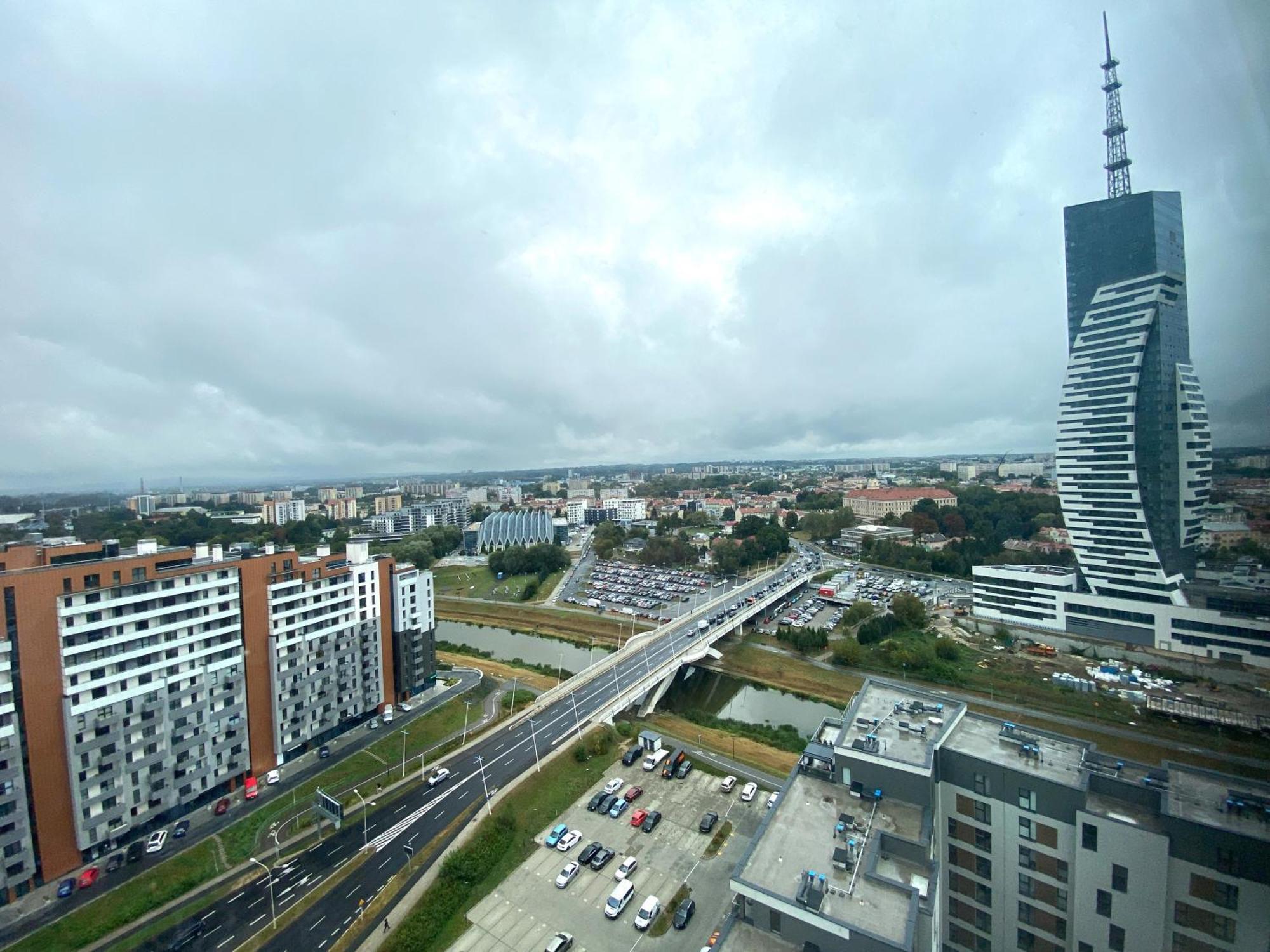 ז'שוב Panorama Capital Luna מראה חיצוני תמונה